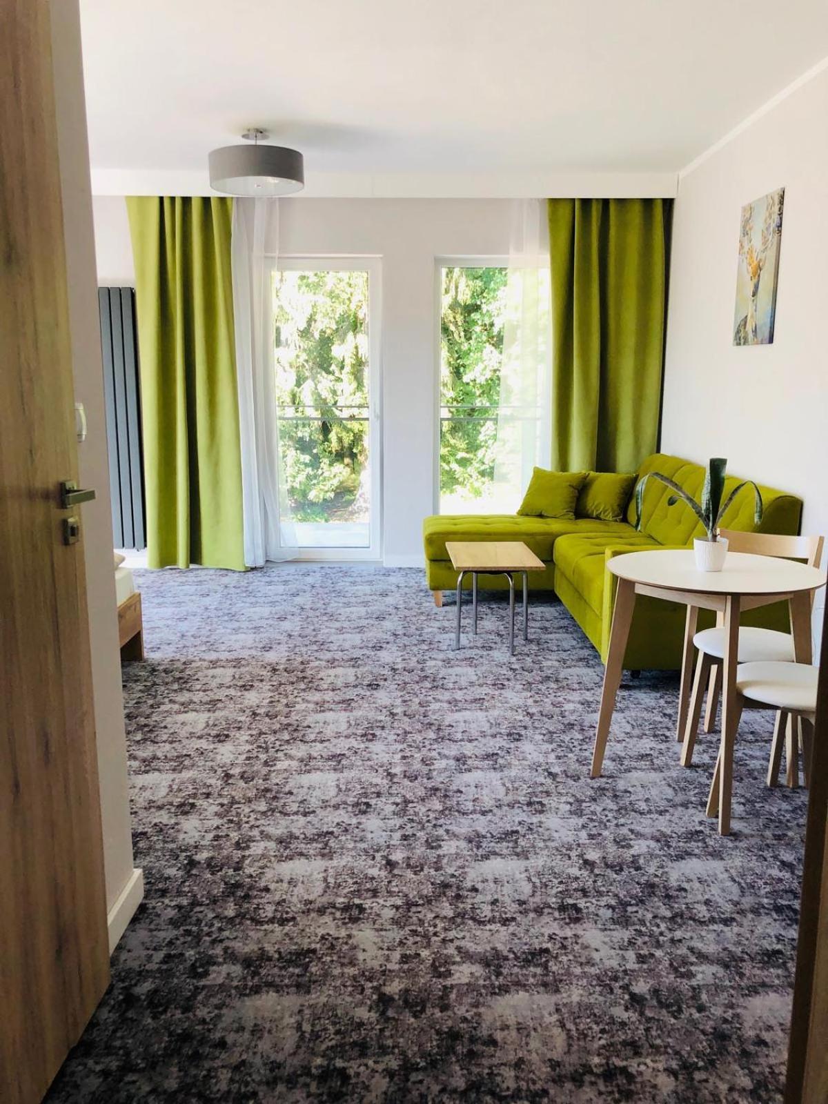 La Park Aparthotel Kudowa Zdroj Exterior photo